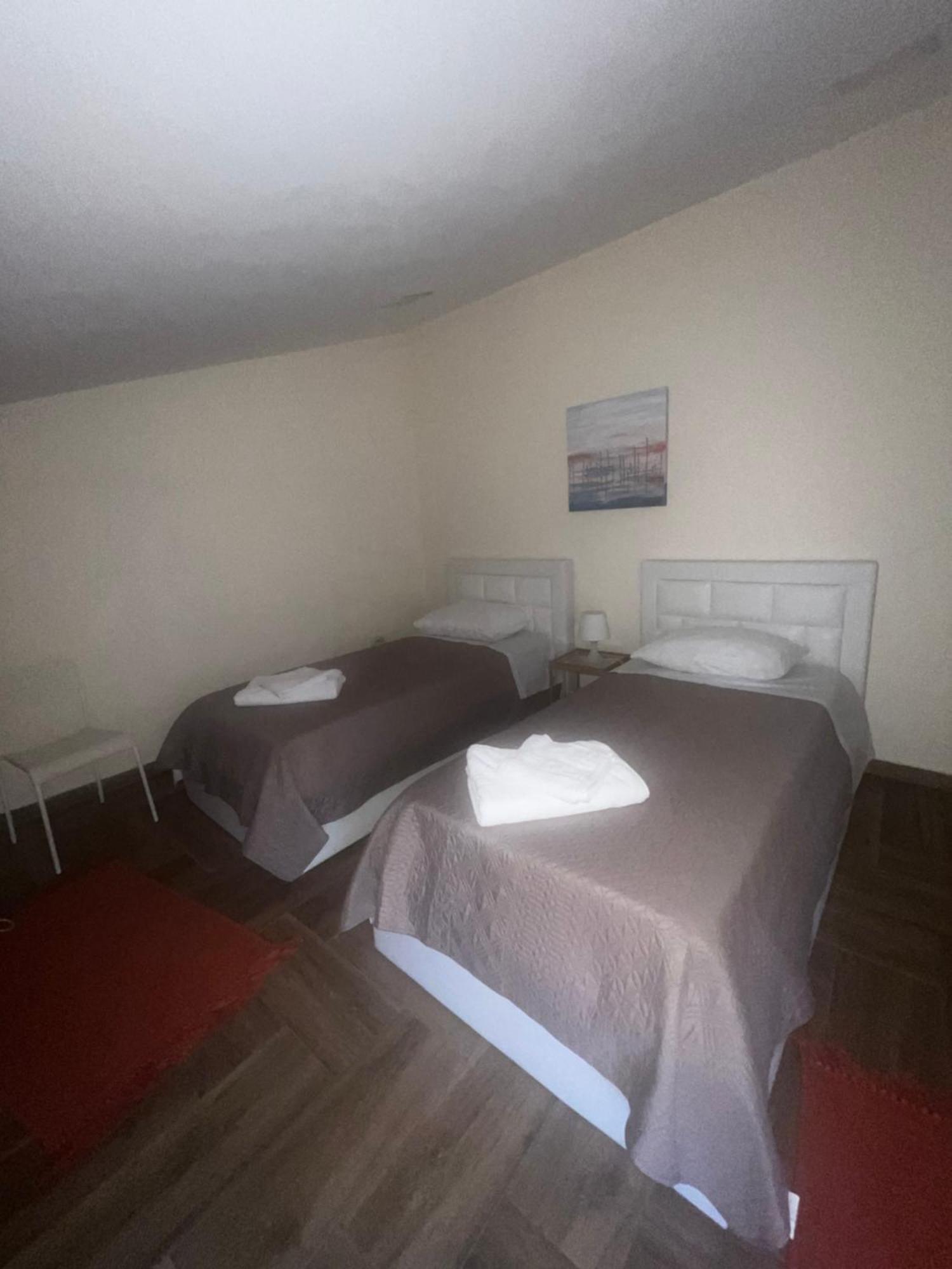 Appartamento Retreat In The Centre Of Korce Esterno foto